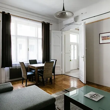 Apartment Kiraly 51 *
